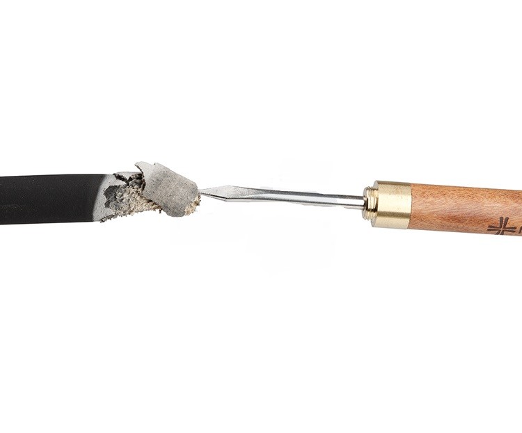 Raschietto per cenere